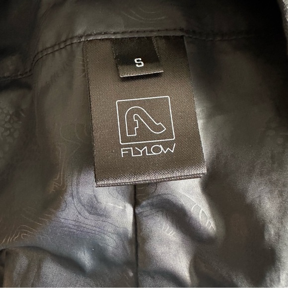 Flylow women’s Bib - Picture 12 of 15